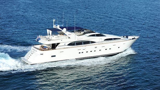 Bollman Yachts Sells Azimut 30 5 Metre Superyacht Natalita III With 